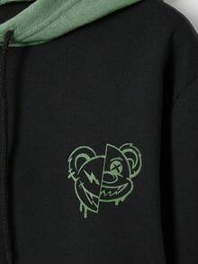 RueChic Cotton Men Bear Print Drawstring Hoodie & Sweatpants - Green - View 3