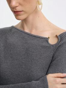 Aalyst 女士优雅修身斜肩金属扣设计长袖毛衣 - 灰色 - 查看 5