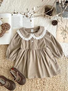 SHEIN 1 件女童日式田园风格灯芯绒蕾丝彼得潘领长袖连衣裙，甜美简约，秋冬 - 巧克力棕 - 查看 2