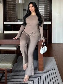 Dazy Plus مجموعة كنزة صوفية بياقة طاقم مع حافة مضبوطة وشق وبنطلون مصنوع من الصوف بساق متسعة، مقاسات كبيرة للنساء في فصل الخريف، قطعتان