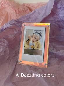 Joivida 1 件轻巧且韧性好的 3 英寸相框展示架，透明防碎照片卡夹，具有反光棱镜效果，现代搁架装饰和桌面收纳架，ASMR 点击锁收藏品展示架 - 彩色 - 查看 12