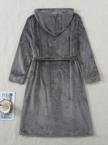 男士深灰色字母刺绣长袖连帽抓绒蓬松浴袍家居服，秋冬款，舒适保暖