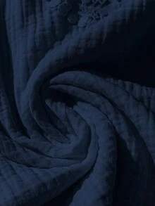 Linhara 大码女式V领撞色蕾丝短袖休闲衬衫 - 藏蓝色 - 查看 3