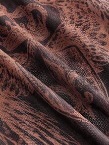 SHEIN MOD 棕色哥特式宫殿印花立领长袖修身 T 恤 - 棕色 - 查看 4