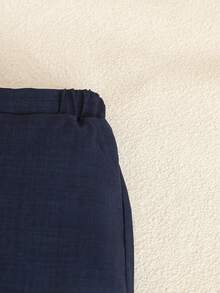 SHEIN 2 件绅士西装，包括梭织背心和裤子，不含衬衫和配饰，适合生日派对、婚礼、舞台表演、男婴服装、婴儿的第一个母亲节服装//家庭装/妈妈和我服装 - 藏蓝色 - 查看 6