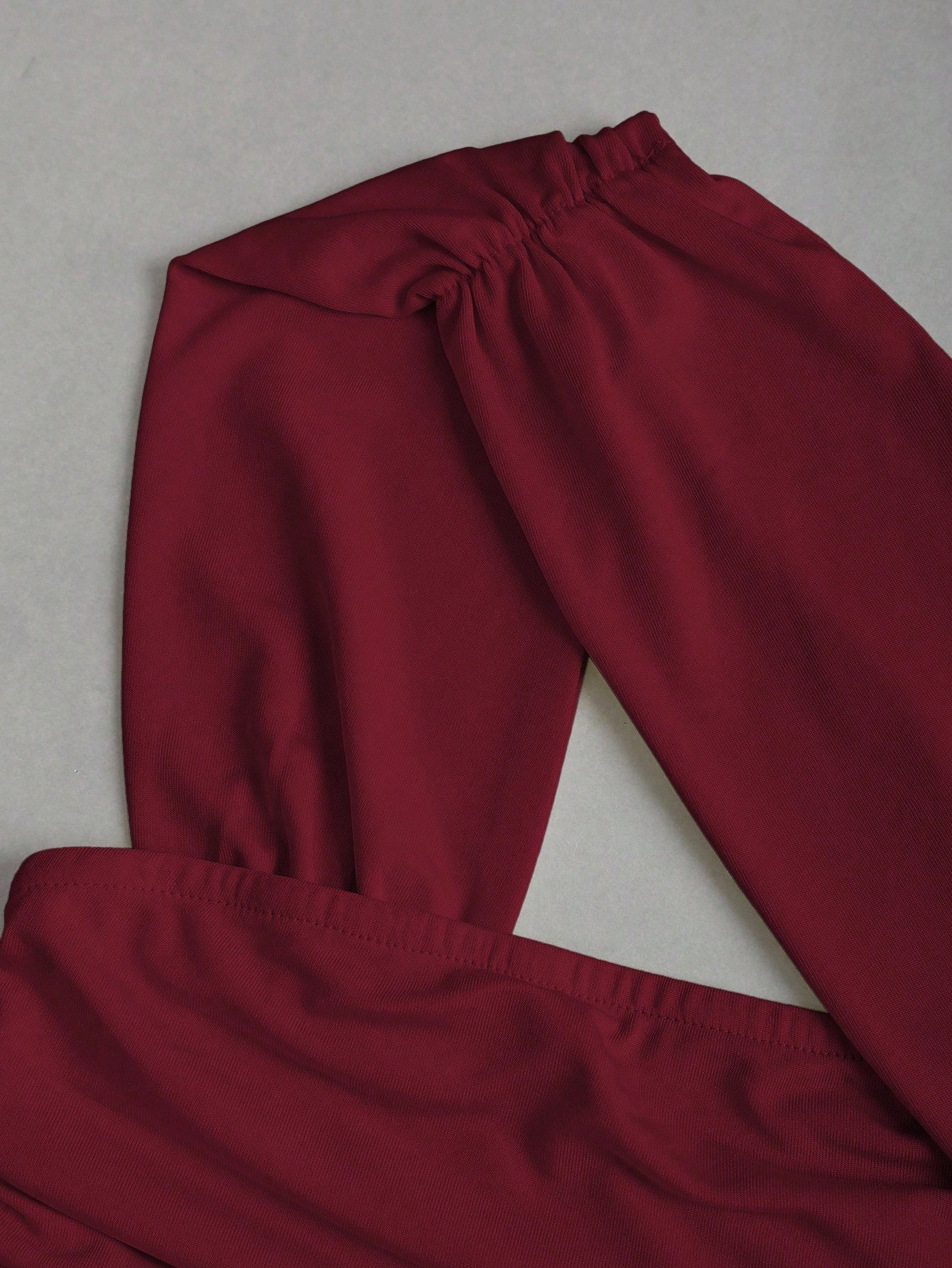 فستان بانديو مناسب للكتف المائل للنساء