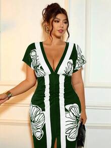 Cravure Women's Fitted Waist Elastic Floral Print V-Neck Dress - Dark Green - View 3