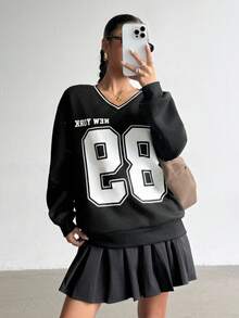SHEIN 少女休闲字母印花V领宽松卫衣和百褶裙两件套 - 黑色 - 查看 1