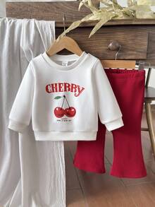 SHEIN Vintaside Kids 杏色字母印花长袖上衣搭配棕色喇叭裤两件套，可爱舒适的女宝宝卫衣套装，适合春秋冬季穿着。 - 紅色 - 查看 3