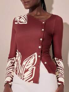 CAJUNI بلوزة نسائية طويلة الأكمام غير متماثلة مطوية الجانب مطبوعة بطبعة أوراق النباتات الاستوائية البوهيمية