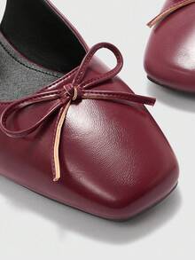 CUCCOO BIZCHIC Women's Fashion Burgundy Backstrap Classic Low Chunky Heel Flats, Versatile For Daily, Commute, Elegant Office Wear For Christmas