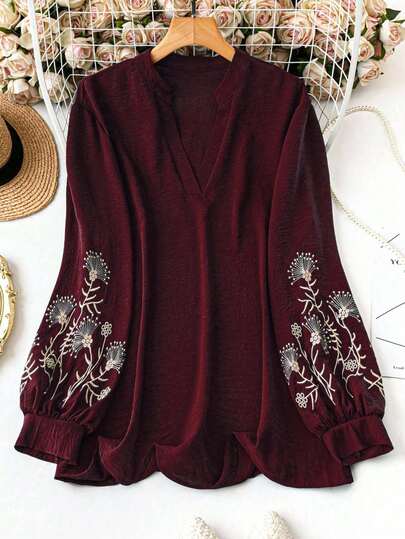 Women's Casual Solid Color Chiffon V-Neck Embroidered Side Regular Plus Size Loose Blouse, Spring/Autumn