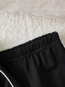SHEIN 2件組 幼童男童連帽衛衣與長褲套裝 黑白對比拉鍊條紋連帽衫休閒秋季城市度假日常穿搭 - 黑色 - 查看 7