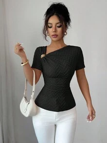 Elenzga 女士优雅不对称领口3D玫瑰金纽扣装饰短袖T恤 - 黑色 - 查看 6