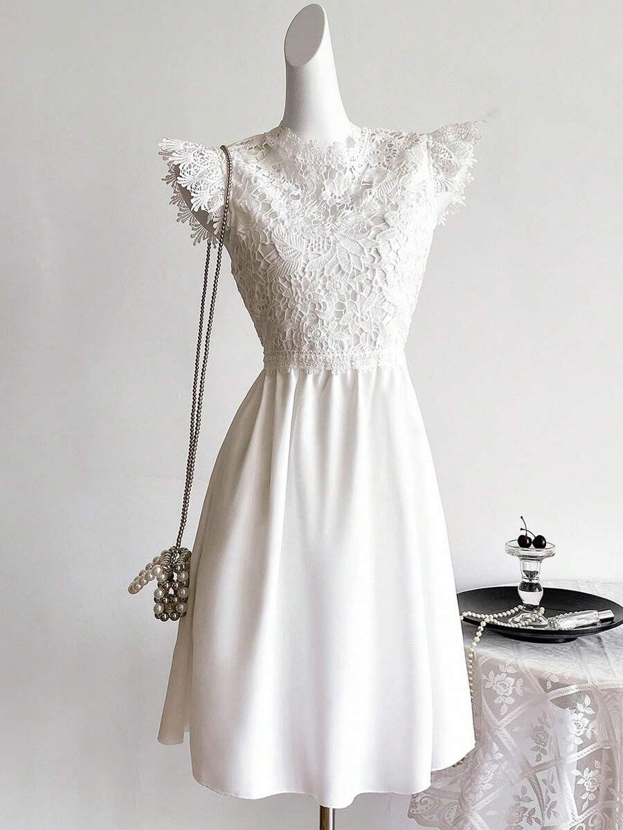 SHEIN Sweetra Young 少女拼接蕾絲荷葉邊袖口洋裝