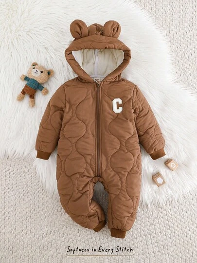 Cozy Pixies 男婴字母图案3D耳朵连帽抓绒长袖连体衣套装，百搭舒适，适合秋冬季穿着