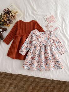 SHEIN Vintaside Kids 2pcs/Set Baby Girls Autumn New 2025 Ribbed Round Neck Long Sleeve Waist Dress, Ditsy Floral Round Neck Long Sleeve Waist Dress, Simple Vintage Merlot Color Everyday Commute Versatile Dress Set Fall Winter Clothes - Brown - View 2