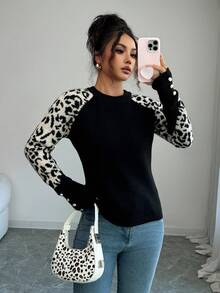 Elenzga Women's Fashionable Leopard Print Patchwork Pearl Button Raglan Sleeve Fitted Knit Sweater - Black - View 4