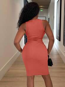 Alexandranx 女性時尚竖条纹纯色修身无袖连衣裙 - 紅木色 - 查看 3