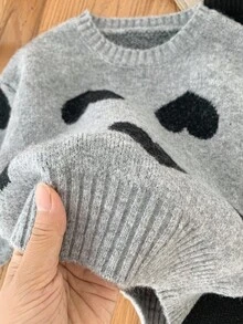 SHEIN LMoss Kids Komplet sweterek z okrągłym dekoltem i wzorem w serca dla dziewczynki oraz dzianinowe spodnie - Szary - Zobacz 3