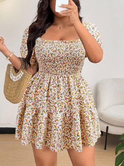 Flirla Vestido mini de línea A con cuello cuadrado, mangas abullonadas y estampado floral para mujer de talla grande, ideal para vacaciones