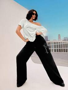 GLOWMODE تي شيرت قصير برقبة مكشوفة للكتفين ناعم وحريري ذو ظل منعكس من نسيج TENCEL موديال، خفيف الوزن مناسب لارتداءه في الرقص واليومي والاستخدام العادي