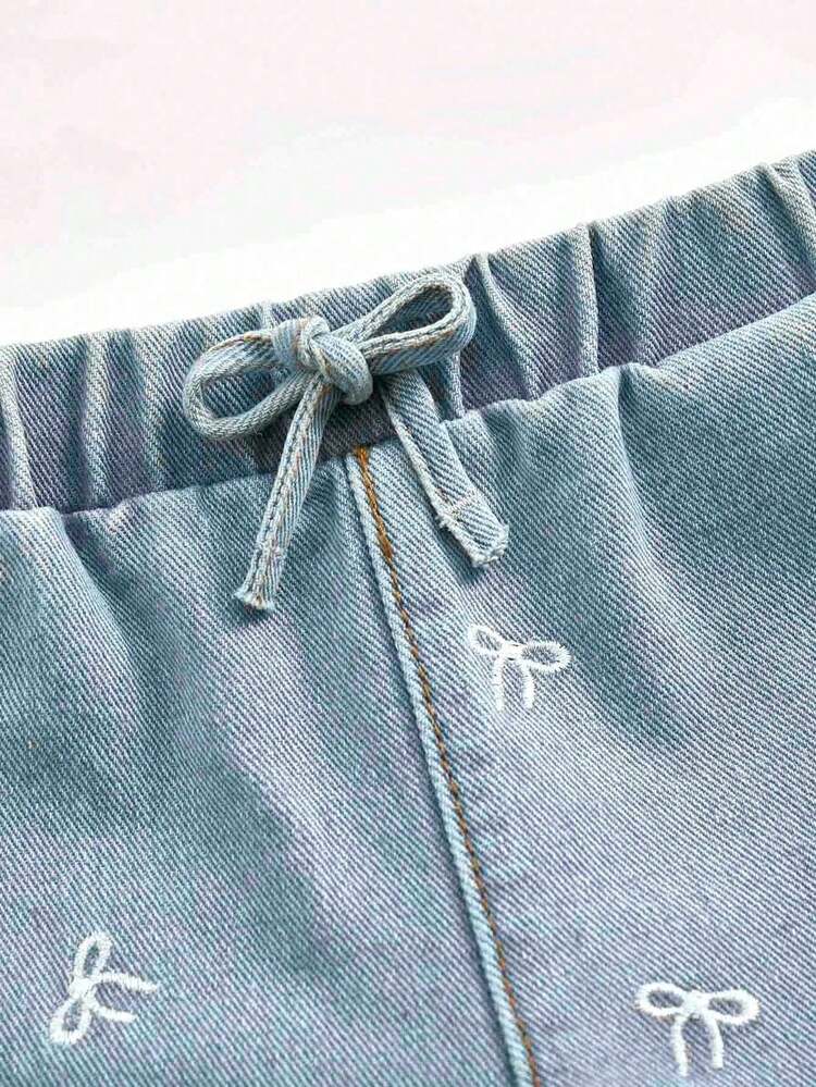 SHEIN 女婴 Y2K 宽松喇叭牛仔裤，浅色水洗阔腿牛仔裤，蝴蝶结印花，腰部配有松紧带，是日常时尚的最佳选择 - 淺色水洗藍 - 查看 6