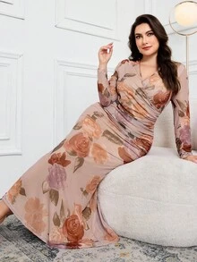 Modelyn 大码女式花卉印花重叠 V 领长袖褶饰紧身鱼尾下摆优雅连衣裙 - 彩色 - 查看 4