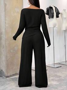 SHEIN EZwear 2pcs/Set Plus Size Women Textured Crew Neck Long Sleeve T-Shirt And Pants Set, Black