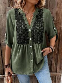 Weeklong 大码蕾丝拼布七分袖V领纽扣休闲度假衬衫 - 彩色 - 查看 3