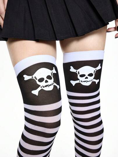 Grunge Punk Calcetines muslo alto con estampado aleatorio de calavera a rayas en negro y blanco, estilo de moda punk callejero Y2K, apropiados para fiestas, reuniones y eventos sociales