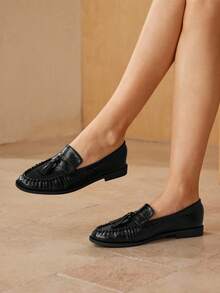 MOTF 新款法式复古纹理PU皮革流苏方头平底女鞋，黑色百搭休闲轻便耐磨防滑舒适单踏板高端女鞋