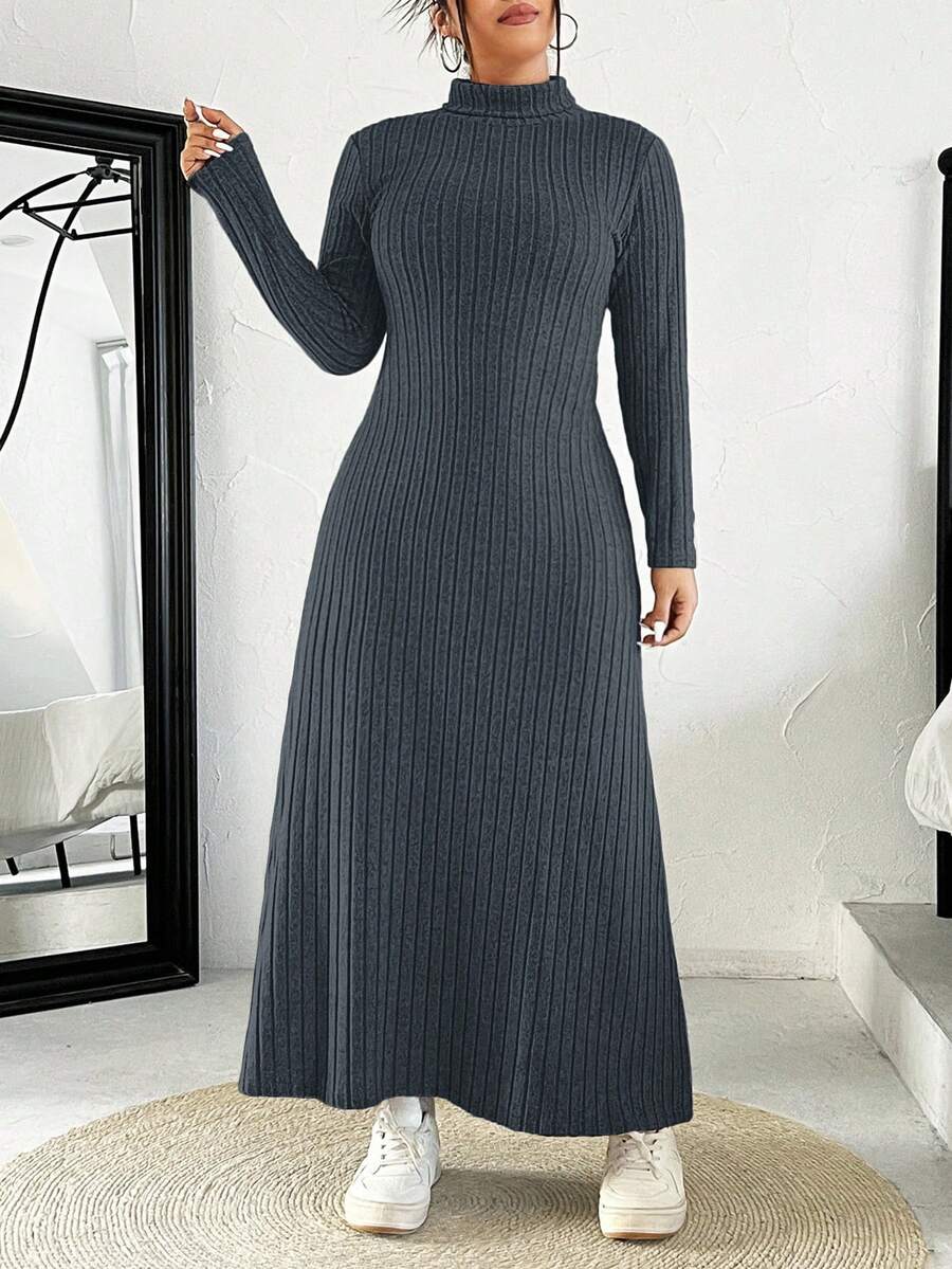 SHEIN EZwear 秋冬大码纯色立领长款休闲连衣裙 - 灰色 - 查看 1