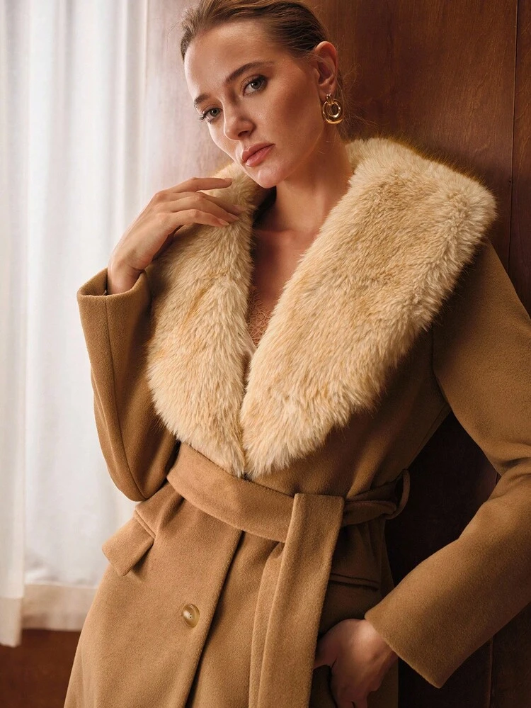 KONTRAST KUNSTPELZ KNOPF MANTEL