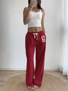 Sunnyshic 灰色 87 刺绣低腰腰带撞色罗纹抽绳系带斜口袋直腿宽松休闲运动裤，适合居家、日常穿着、复古运动、极简设计、春夏 - 酒紅色 - 查看 5