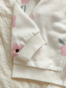 Vintaside Kids 女婴花卉印花圆领长袖棒球领夹克和休闲裤套装，适合露营和居家穿着，适合秋季户外或室内休闲时光 - 白色 - 查看 9