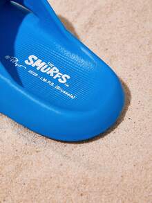 SHEIN X The Smurfs 可爱卡通蓝色男童儿童一脚蹬拖鞋，幼儿和儿童防滑速干淋浴拖鞋，轻便耐用的 EVA 材质，男女通用，适用于室内、浴室、游乐场、游泳池、海滩室内外 - 藍色 - 查看 6