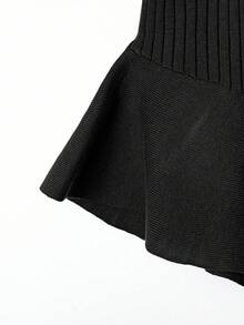 SHEIN LUNE 新款V领女开衫背心，简约欧美风，纯色优雅百搭针织上衣 - 黑色 - 查看 3