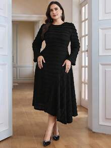 Modelyn Vestido de talla grande de unicolor elegante con textura y bajo asimétrico - Negro - Ver 3