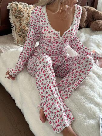 CottageSlumber Cottage Slumber Spitzenbesatz Ausschnitt mit Kerbe 2-Knopf romantisches Ditsy Blumen Langarm Pyjama Set, Herbst Winter Kleidung Damen Pyjama Set Rose Pyjama Set Blumen Pyjama Set Pyjama Set Zwei Teile Loungewear Set Damen gemütlich und elegant