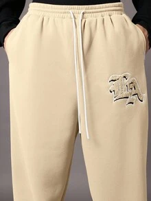 SUMWON Celana Jogger Kaki Lebar dengan Desain Aplikasi Gothic, Celana Kasual Longgar Bahan Fleece untuk Musim Dingin dan Gugur, Pinggang Bertali, Polos - Krem - View 6