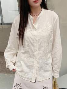 Dazy Plus 花卉刺绣对称宽松小圆领长袖白色加大码女式衬衫秋季 - 白色 - 查看 4