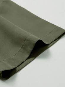 Manfinity Mode 男士纯色纽扣短袖衬衫，休闲男士修身衬衫男士商务休闲衬衫男士休闲正装衬衫男士衬衫休闲修身男士修身衬衫 - 軍綠色 - 查看 8