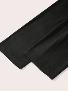 SHEIN LUNE Áo thun dài tay dáng rộng vai rớt, màu trắng, họa tiết hai trái tim, phong cách tối giản thường ngày, phù hợp cho mùa thu/đông, phong cách thường ngày. - màu đen - Xem 4