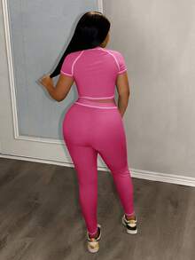 Slaydiva 2025 春夏新款休闲街头百搭运动基础修身绿色圆领短袖短款T恤和撞色腰裤女两件套，适合音乐节、复活节、西部游牧风格、乡村风格、婚礼嘉宾、日常旅行、毕业季、派对聚会、俱乐部、运动健身、瑜伽 - B - 玫紅色 - 查看 2