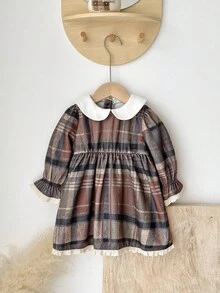 SHEIN 1 pieza Vestido de niña a cuadros vintage con ribete de encaje, tela gruesa, adecuado para uso diario en otoño/invierno - Marrón Chocolate - Ver 2