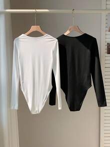 SHEIN BASICS 2 件套休闲简约风格“Old Money”黑白小马标志图案长袖圆领紧身衣，百搭分层单品，适合秋冬季 - 彩色 - 查看 4