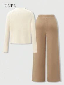 SHEIN Explorewe 2pcs/Set Teen Girl Colorblock Sweater Set,Khaki Turtleneck Long Sleeve Top And Loose Straight Pants For Autumn,Back-To-School,Graduation,Beige Outfit - Khaki - View 2