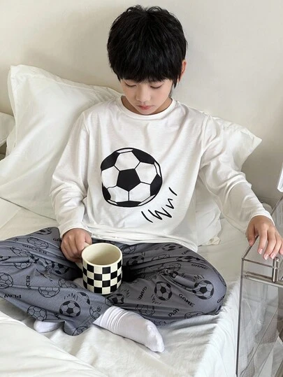 SHEIN 2pcs/Set Kids/Tween Boys Casual Soccer Graphic Round Neck Long Sleeve Top And Pants Loungewear Pajama Set Fall Winter