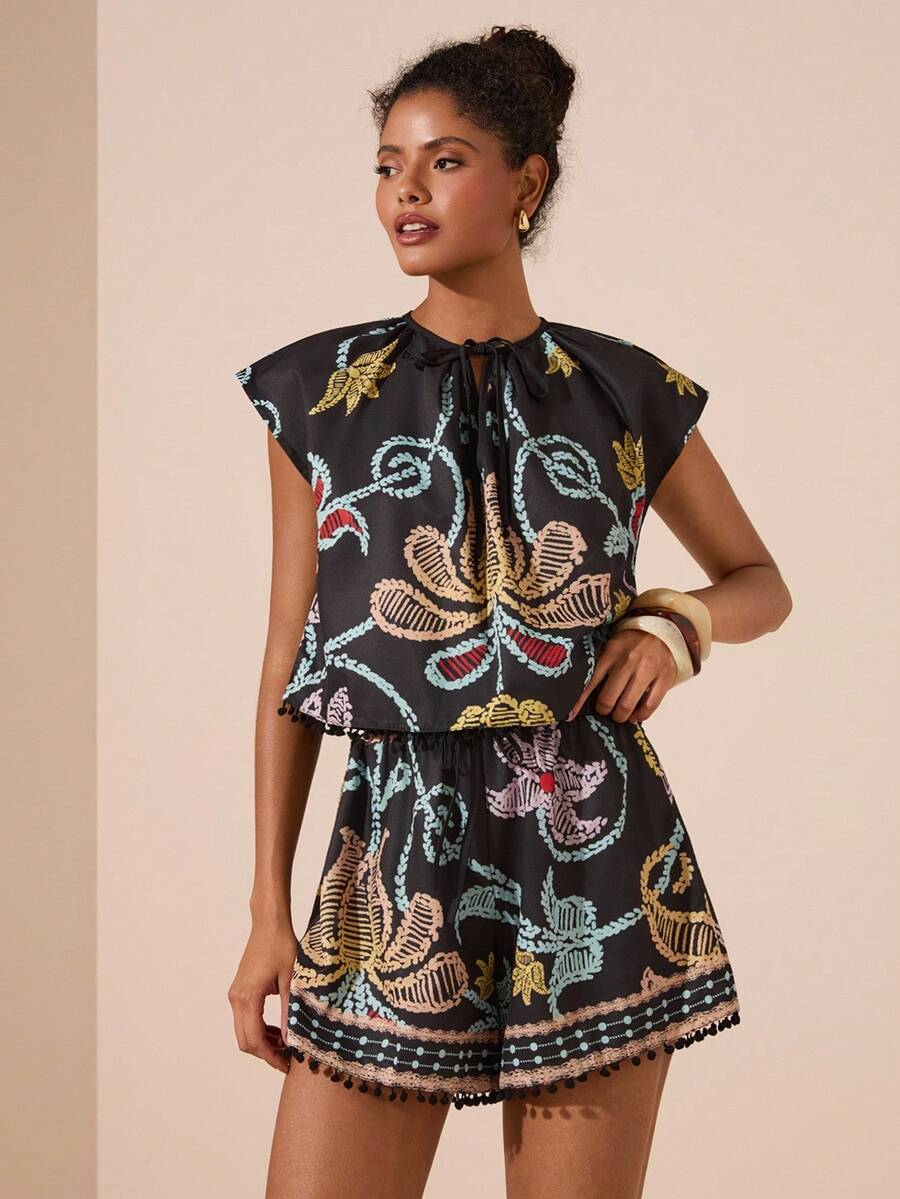 Travachic 女式 V 领流苏下摆衬衫和宽松流苏下摆印花短裤波西米亚风格海滩 2 件套 - 彩色 - 查看 1